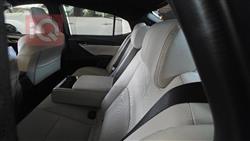 تۆیۆتا کامری